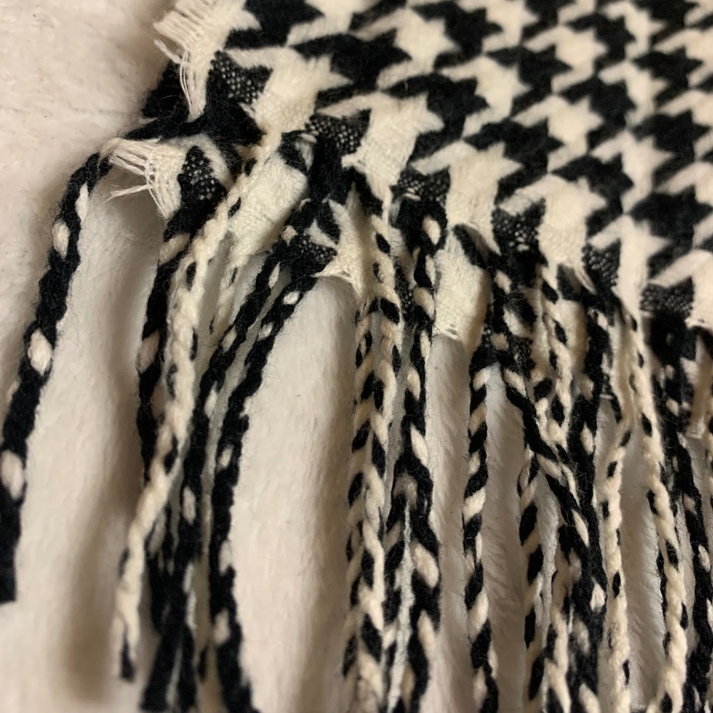 Black and White Acrylic Scarf